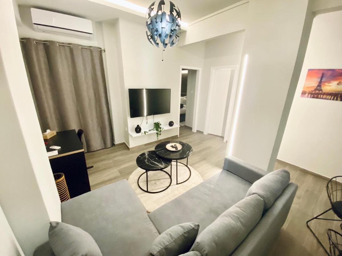 Central Grey Quiet Apartment Thessaloníki Luaran gambar